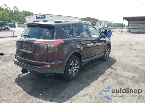 2017 Toyota Rav4 Le z USA, uszkodzony, nr VIN 2T3ZFREV8HW366827